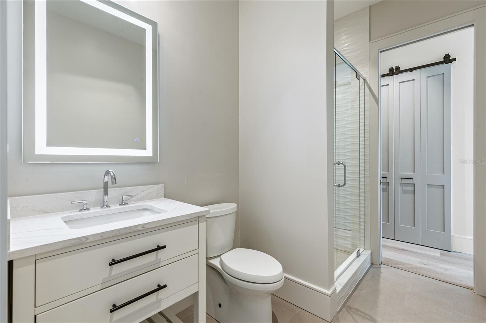 NORTHSHORE .04 - Residential