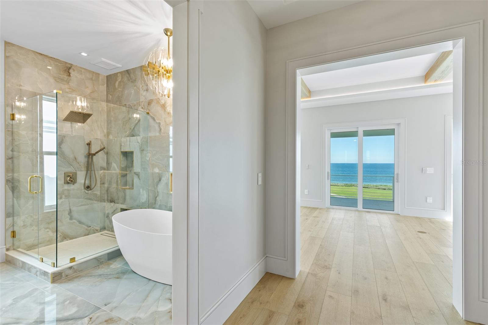 NORTHSHORE .04 - Residential