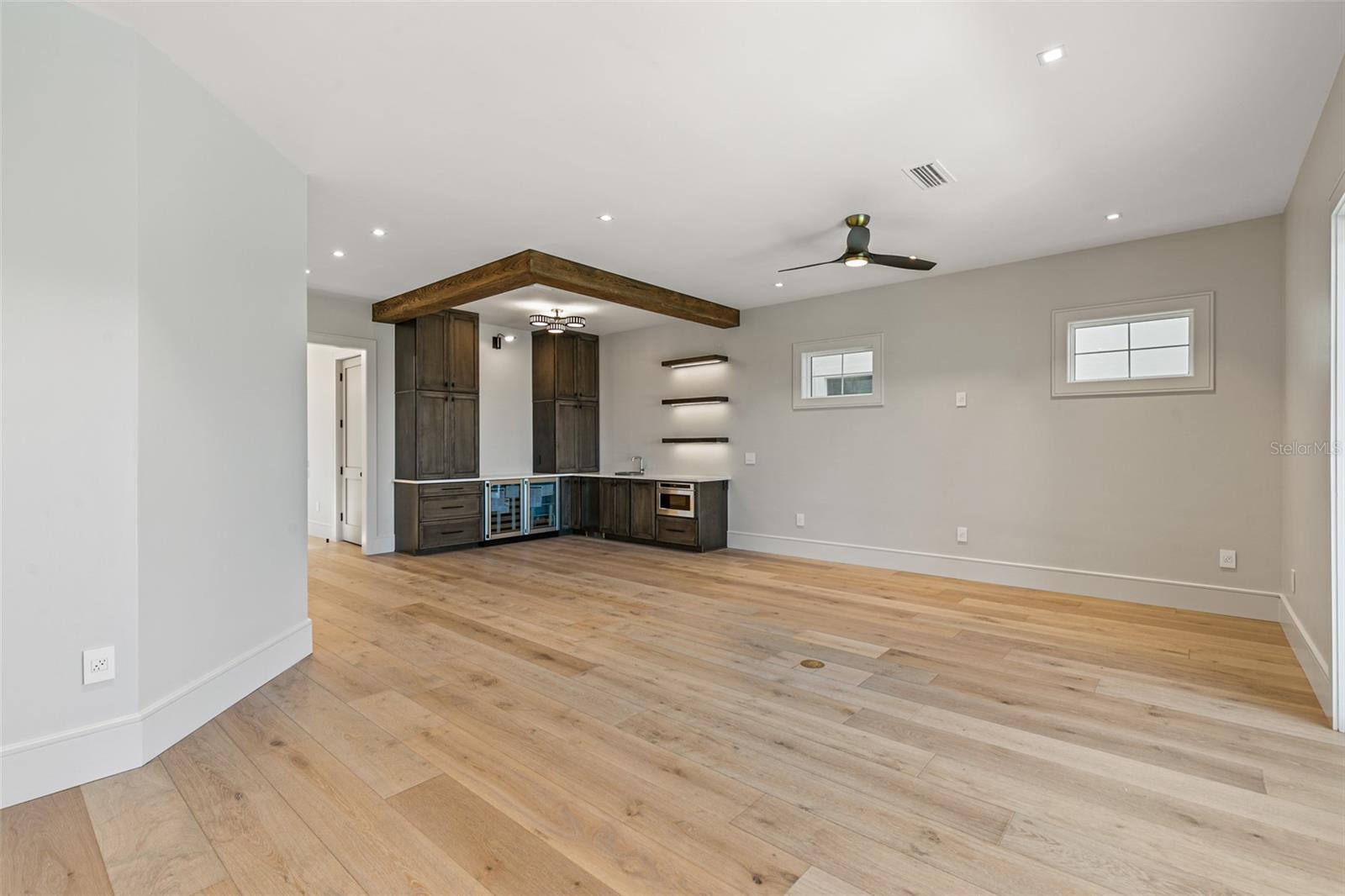 NORTHSHORE .04 - Residential