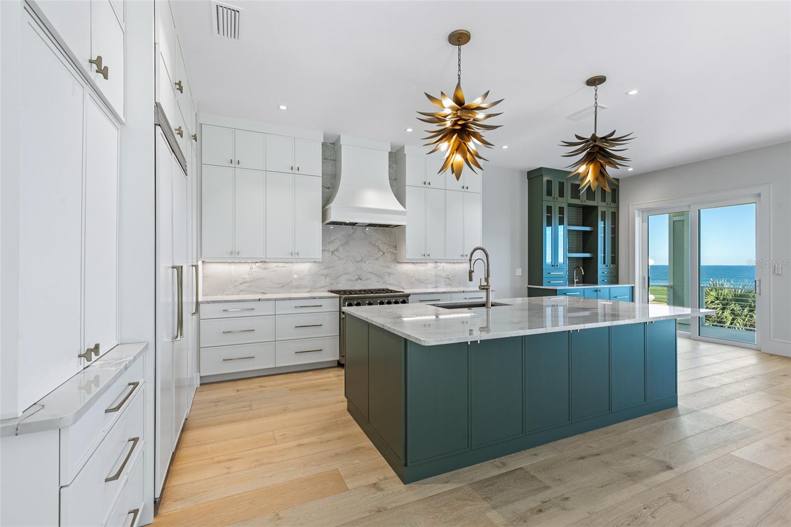 NORTHSHORE .04 - Residential