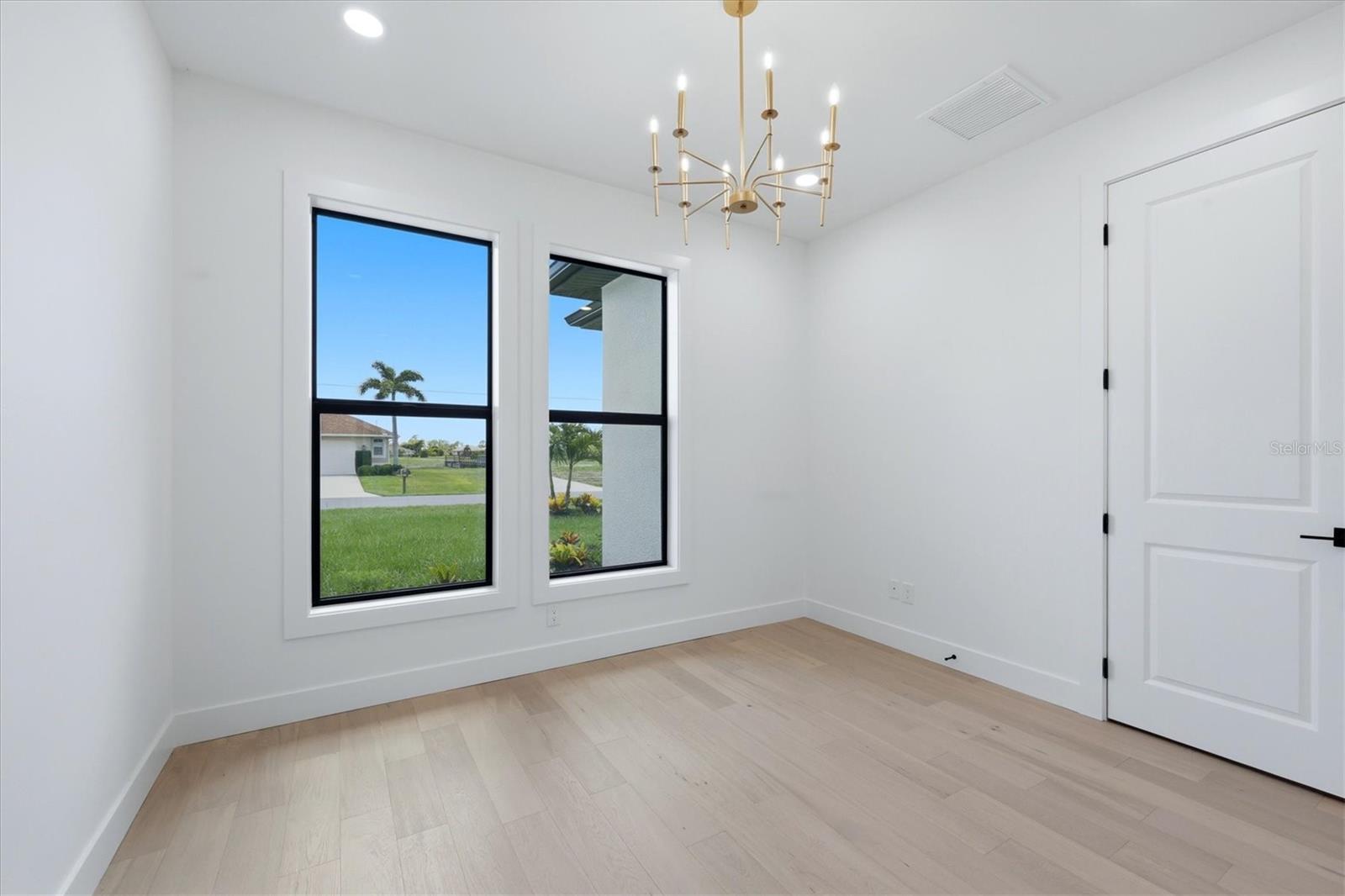 ROTONDA WEST WHITE MARSH - Residential
