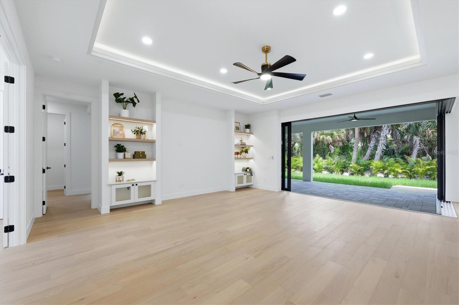 ROTONDA WEST WHITE MARSH - Residential