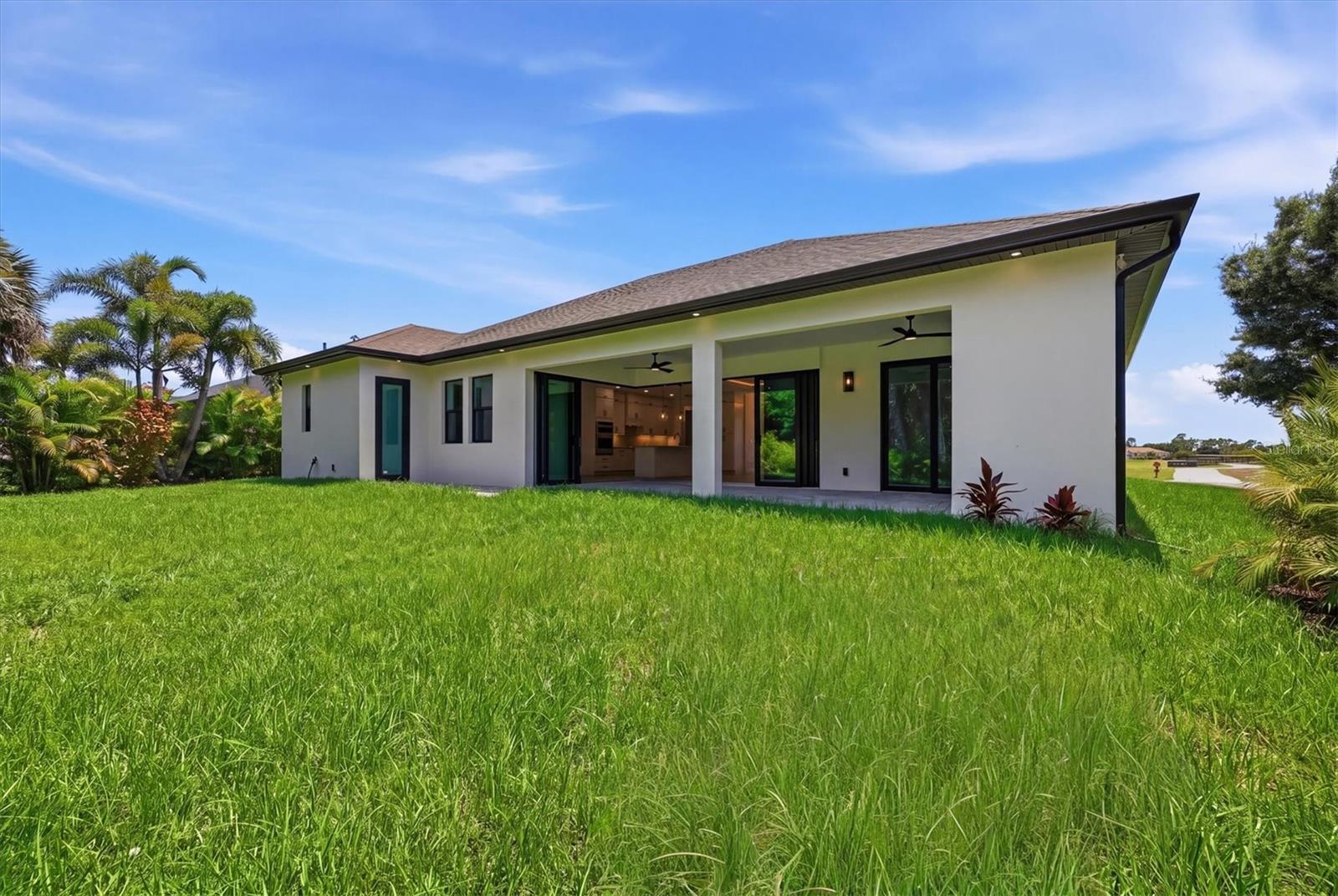 ROTONDA WEST WHITE MARSH - Residential