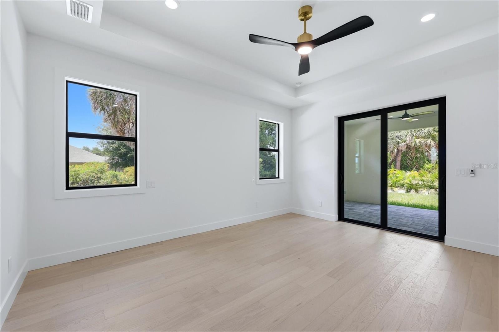 ROTONDA WEST WHITE MARSH - Residential