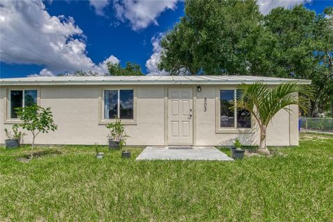 3 beds bed, 2 baths bath property at 803 N Florence Avenue, Lakeland, FL 33815