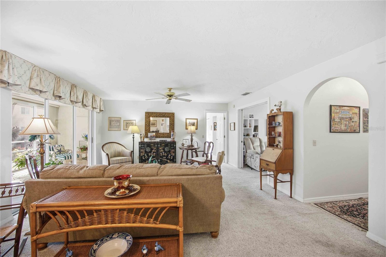 VIZCAYA PH 6,10&11 - Residential