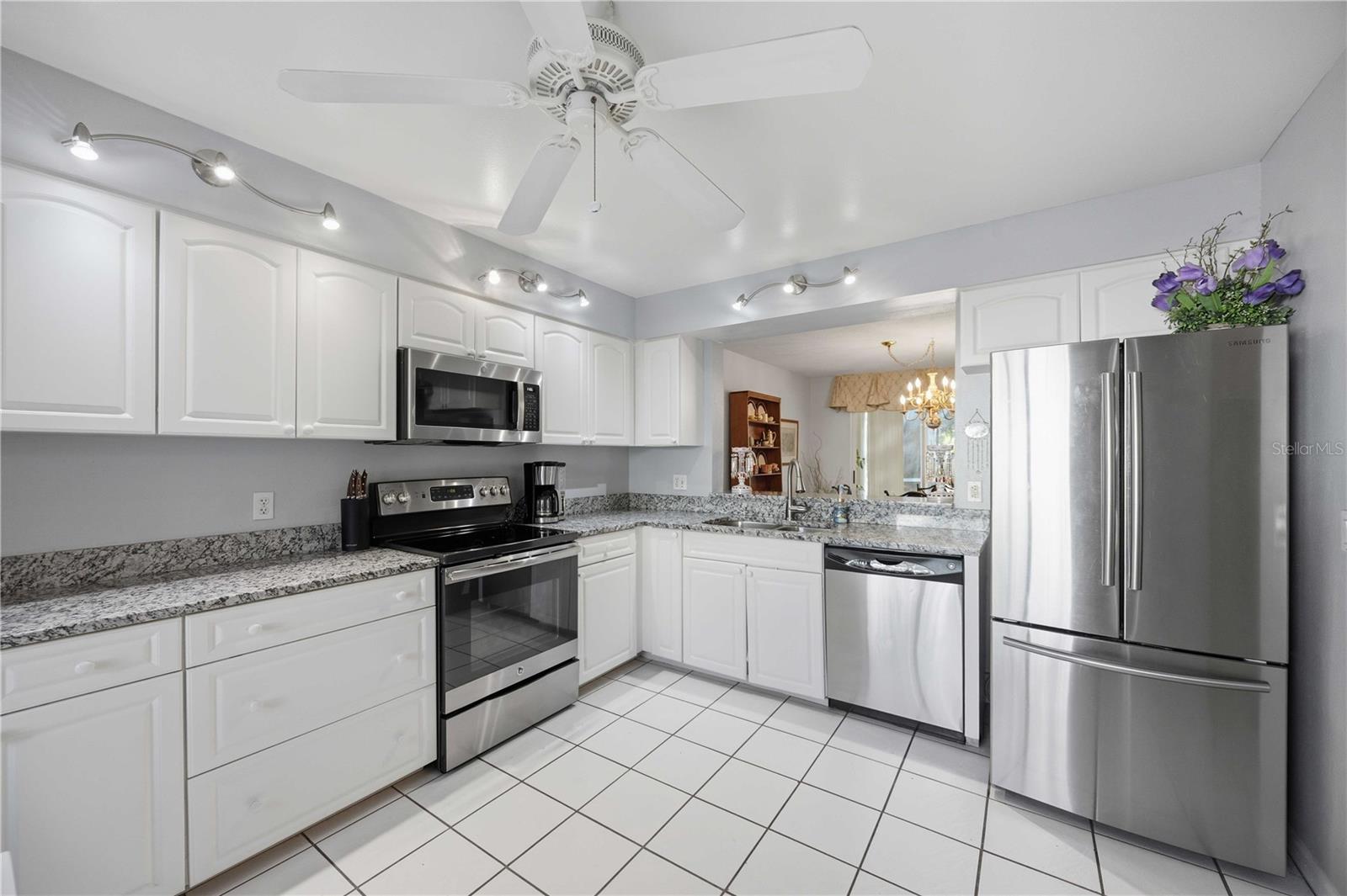 VIZCAYA PH 6,10&11 - Residential