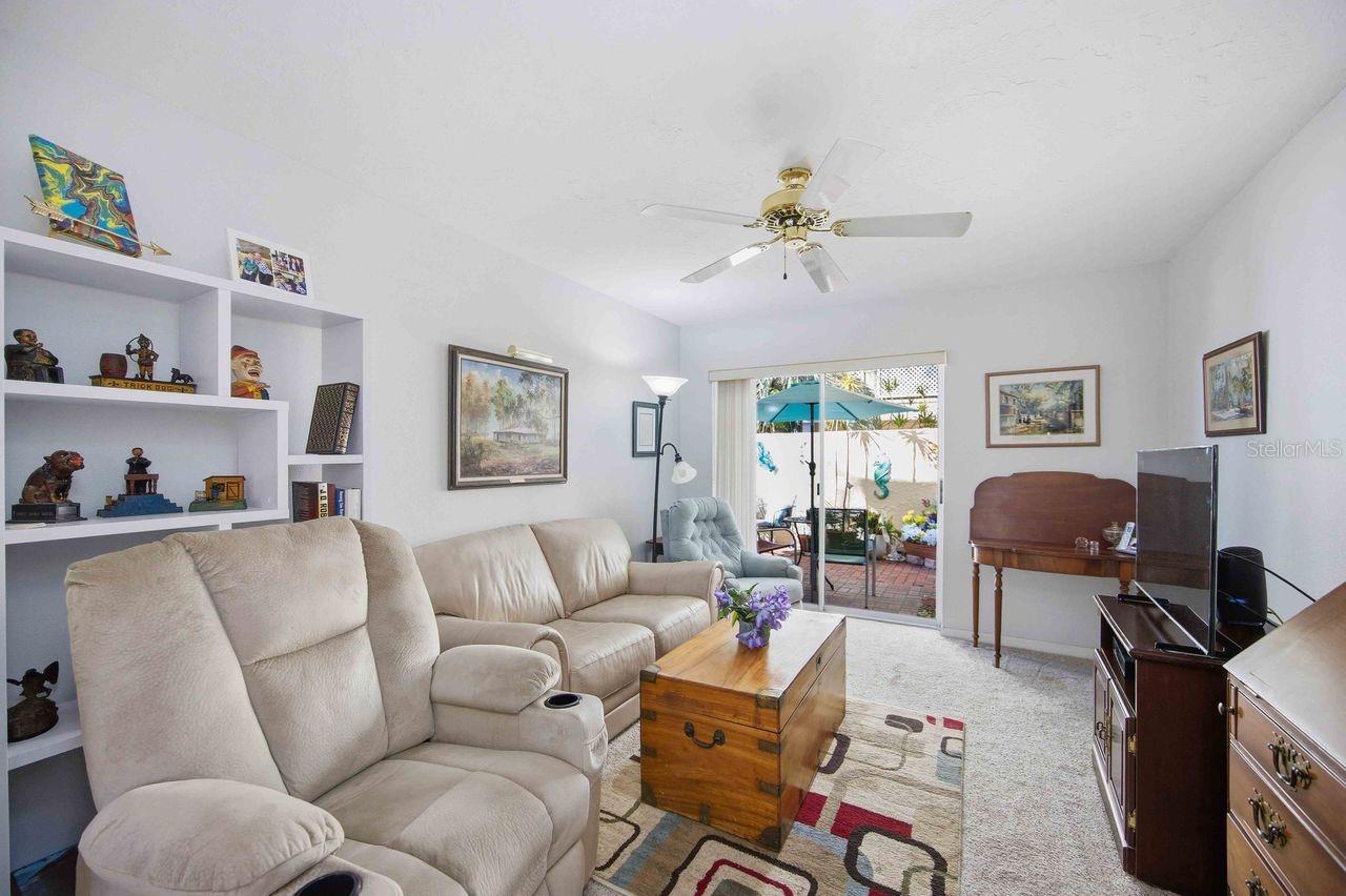 VIZCAYA PH 6,10&11 - Residential