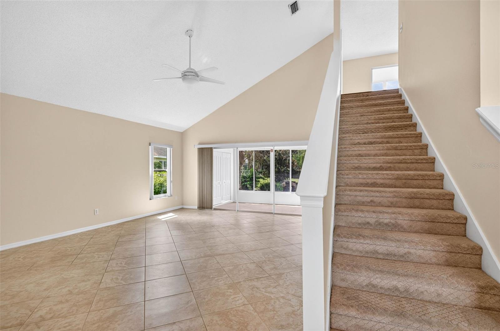 1704 TREMONT COURT, SUN CITY CENTER, FL, 33573 4 1704 TREMONT COURT