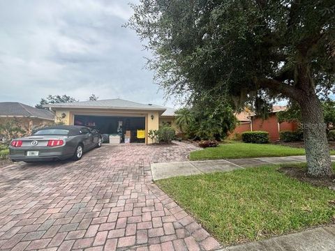 Photo of 106 Vista Drive, Kissimmee, FL 34759 (MLS # A4664582) Photo of 106 Vista Drive, Kissimmee, FL 34759 (MLS # A4664582)