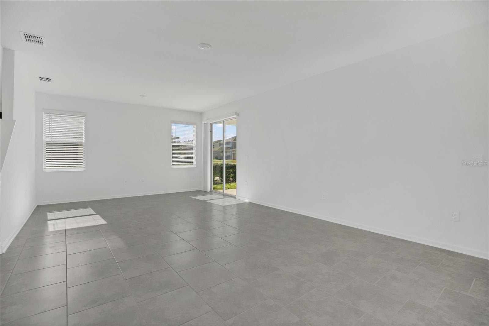 RHETTS RDG - Residential