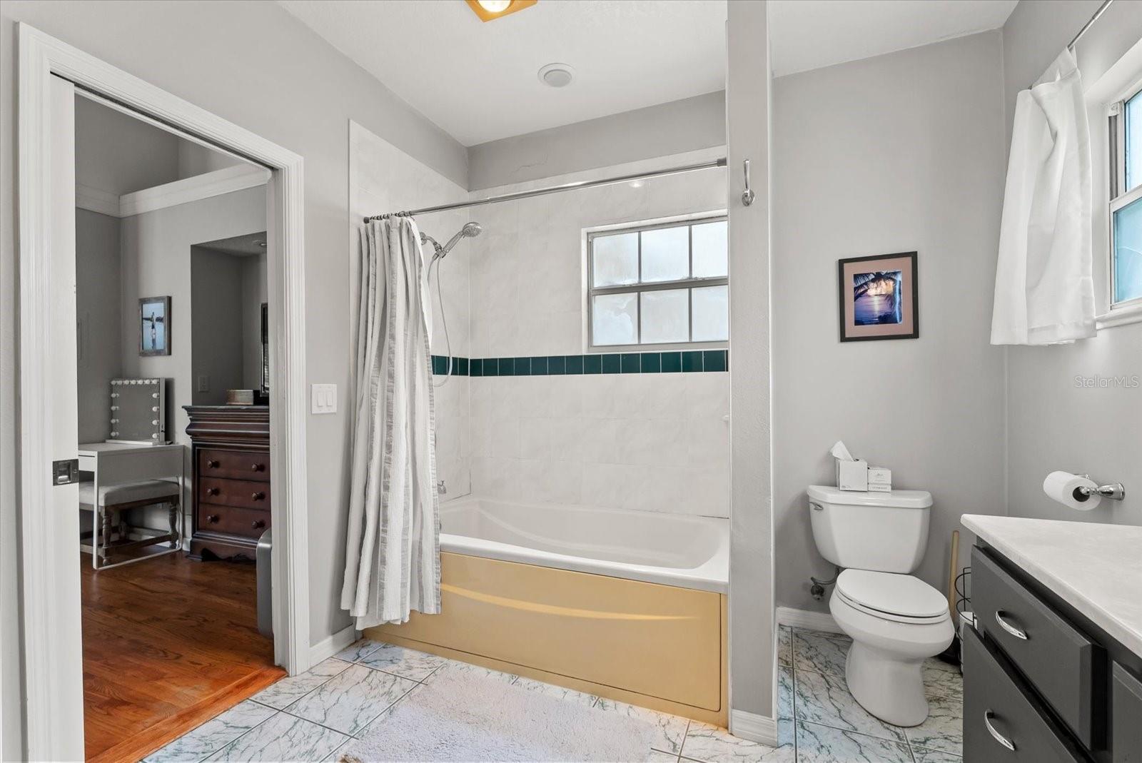 WESTWOOD PARK - Residential