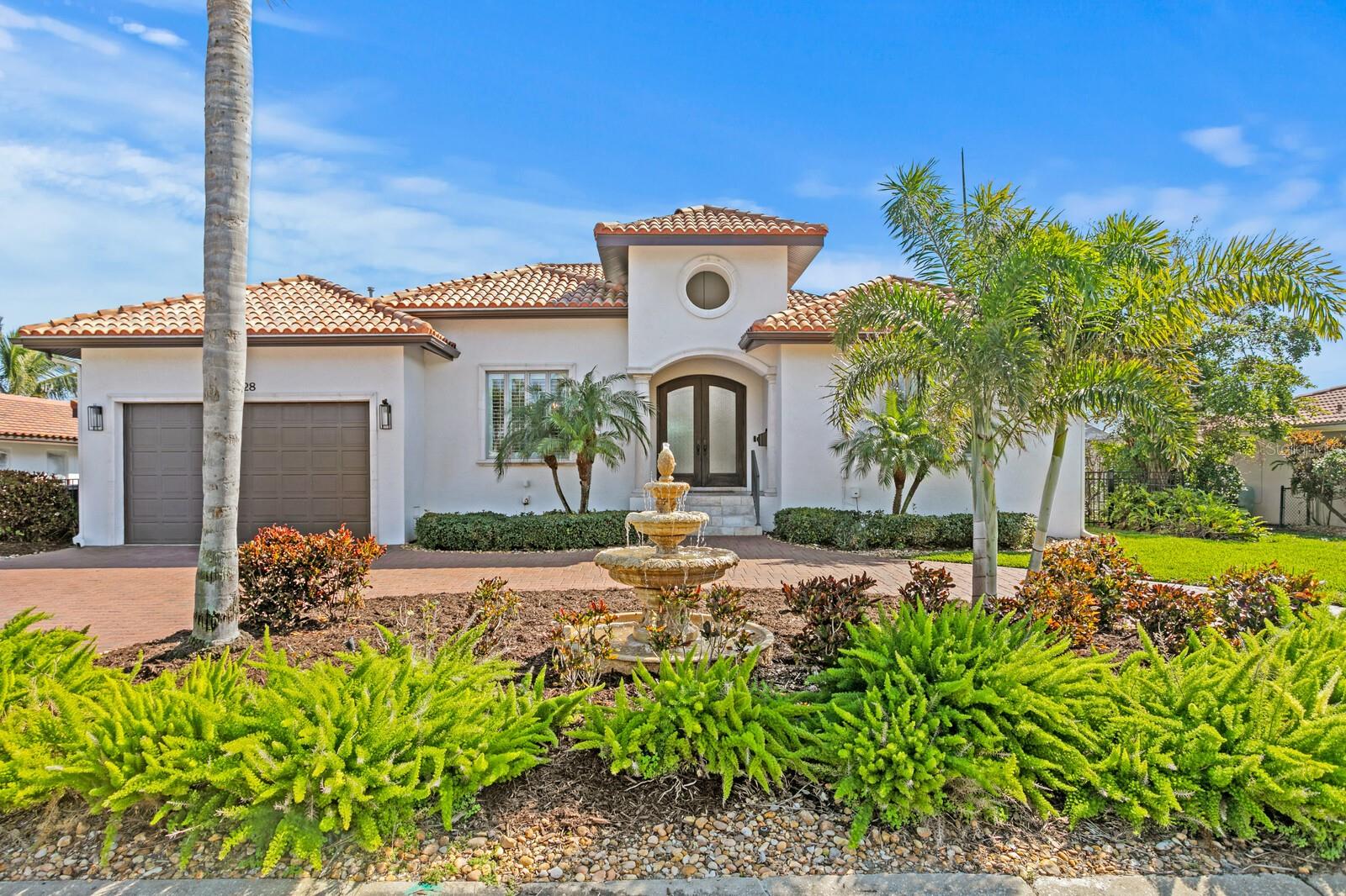 VENETIAN ISLES - Residential