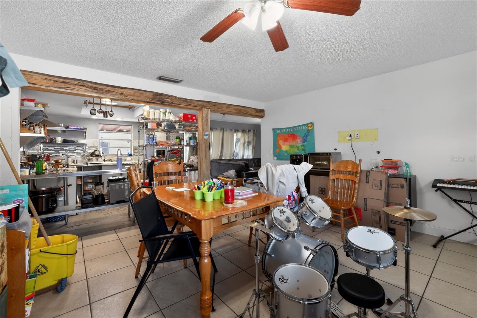 FOUR WINDS ESTATES UNIT 4 - Residential