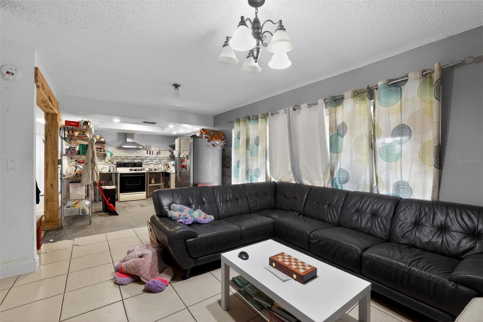 FOUR WINDS ESTATES UNIT 4 - Residential