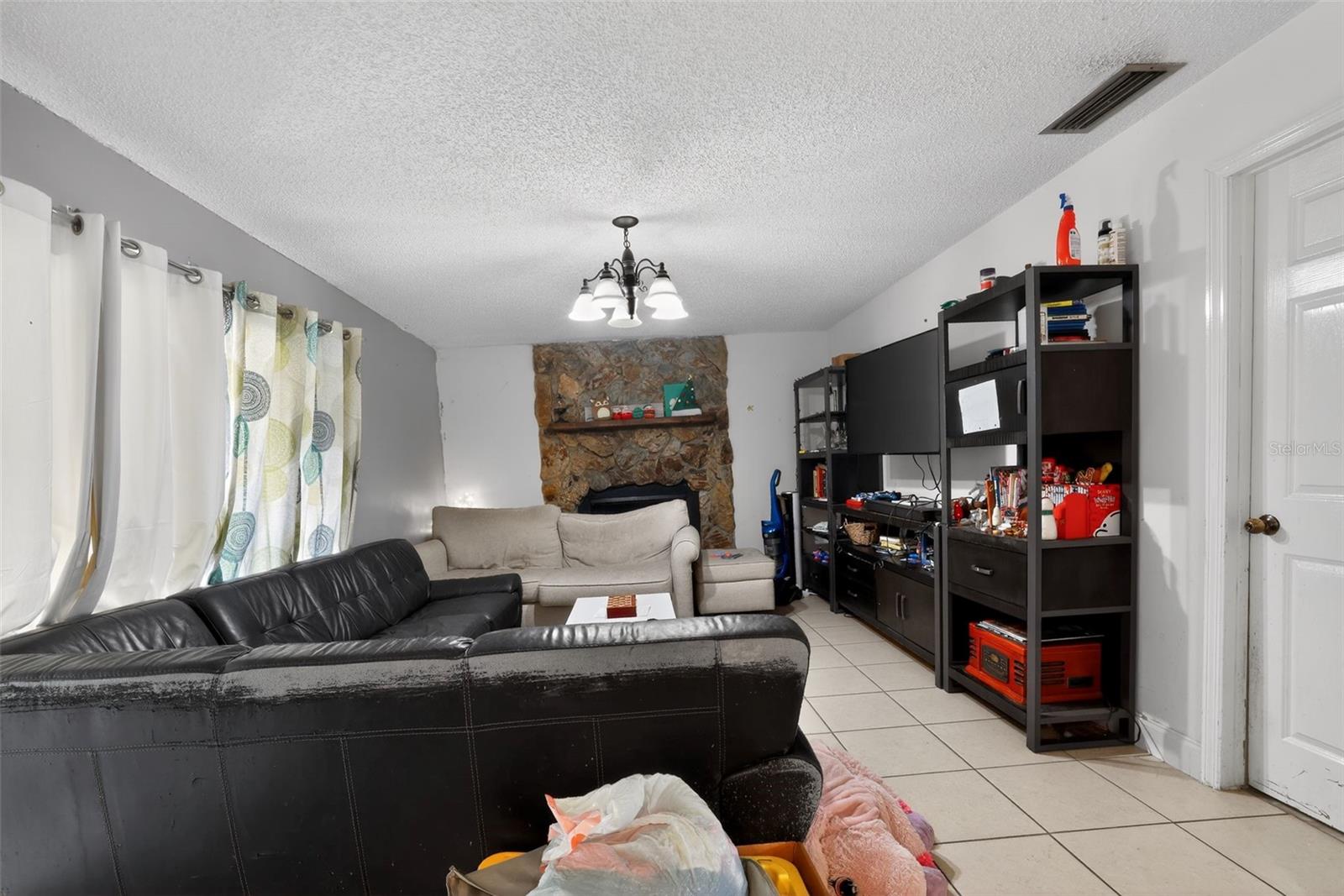 FOUR WINDS ESTATES UNIT 4 - Residential