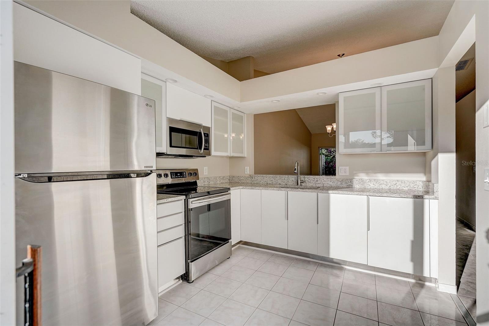 ISLAND COVE VILLAS PH 01 - Residential