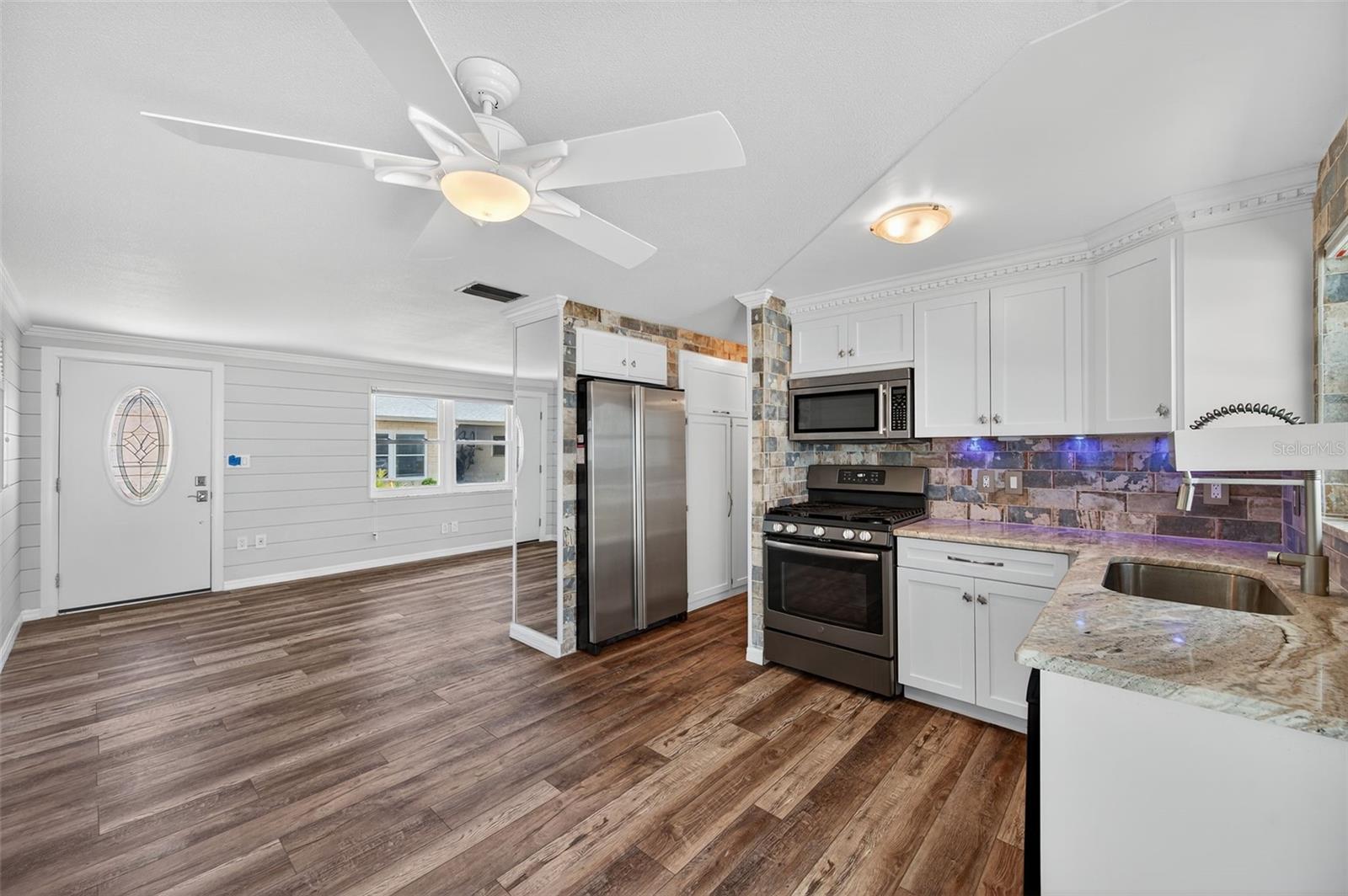 SEMINOLE HILL VILLAS - Residential