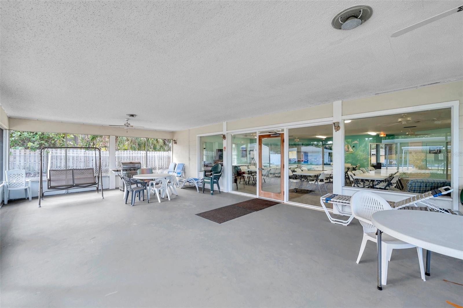 SEMINOLE HILL VILLAS - Residential
