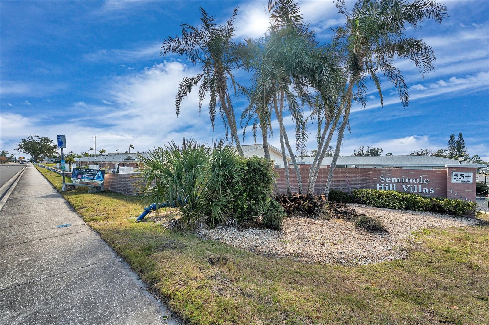 SEMINOLE HILL VILLAS - Residential