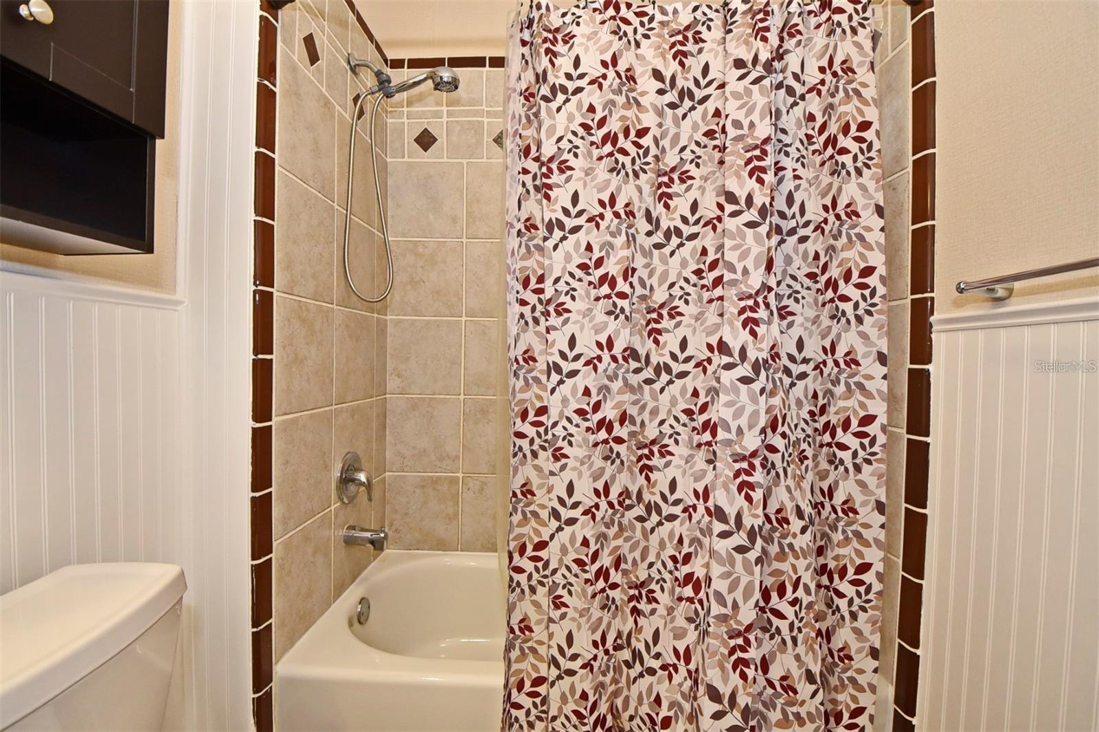 STETSON PLAZA - Residential Lease