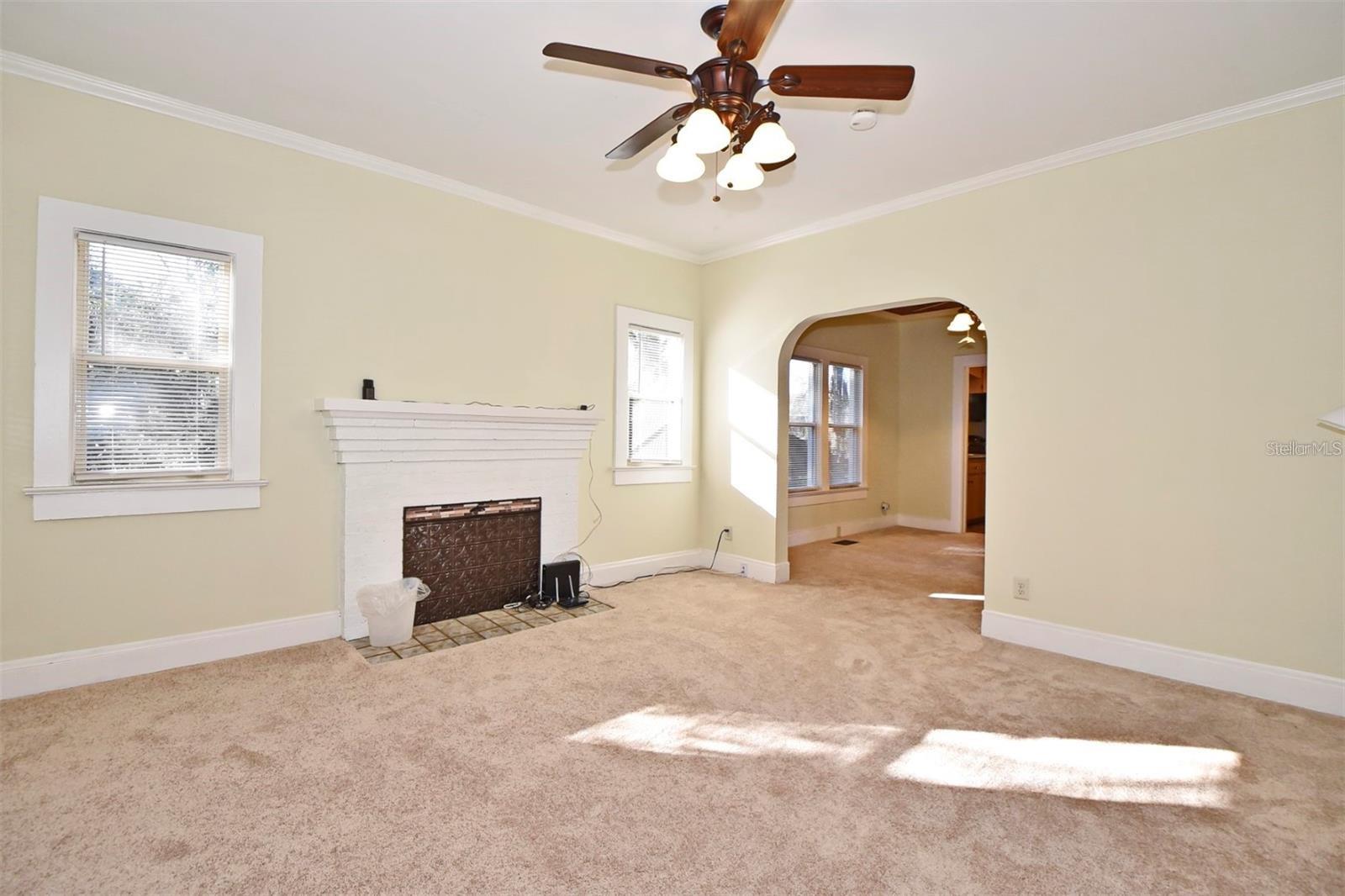 STETSON PLAZA - Residential Lease