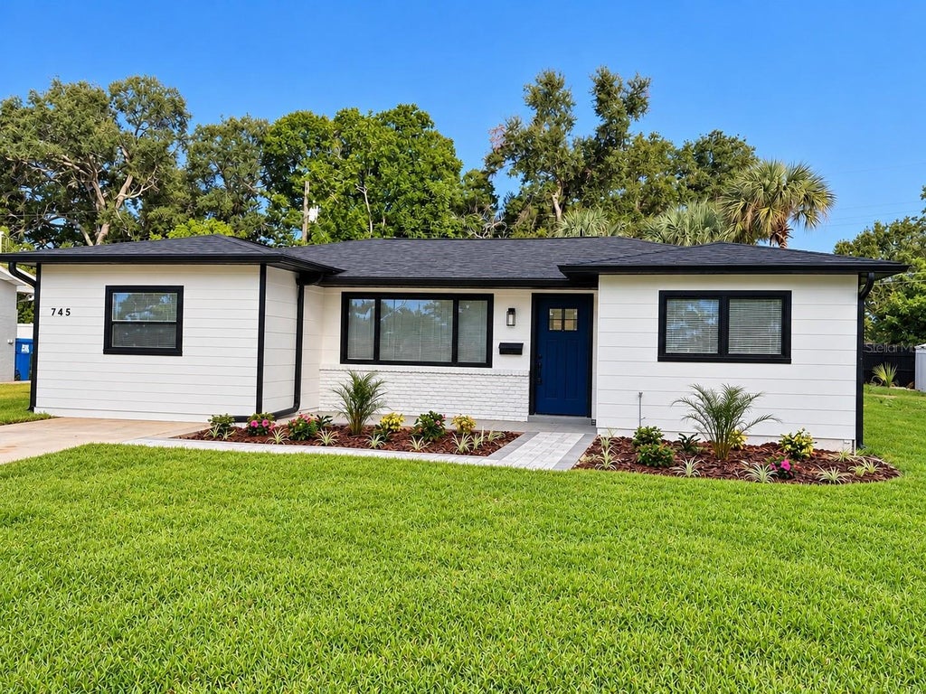 Photo of 745 63rd Avenue S, St Petersburg, FL 33705 (MLS # TB8554043)