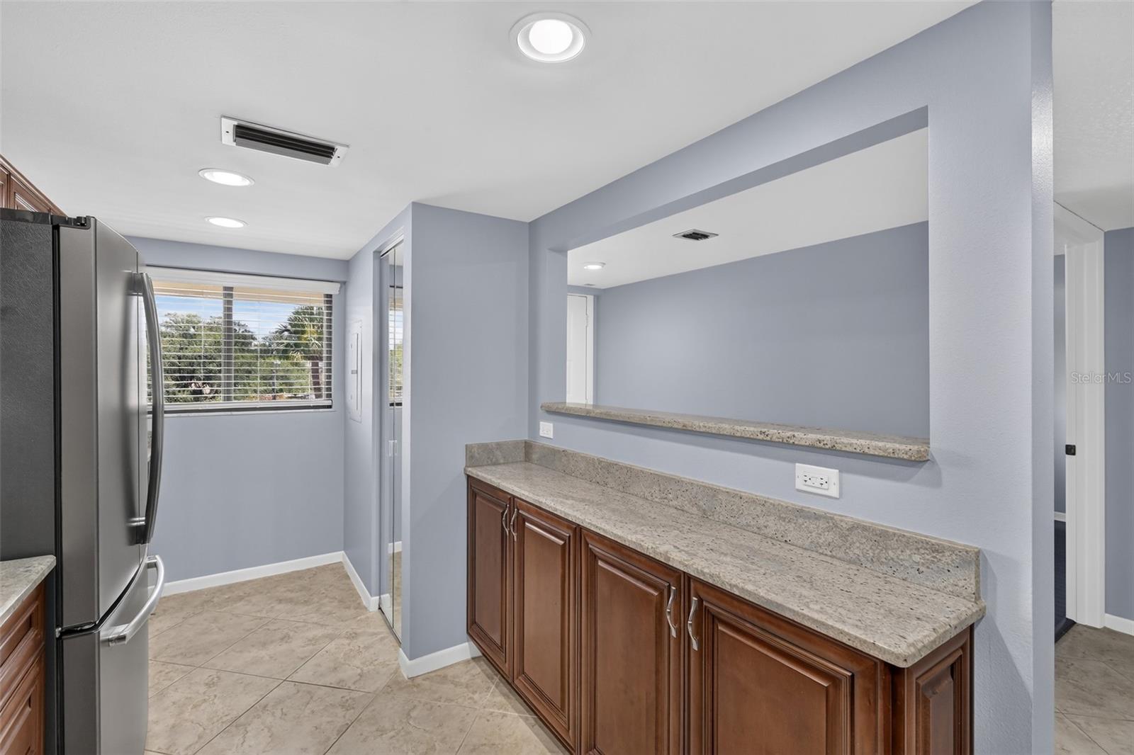 1724 GOLFVIEW DRIVE