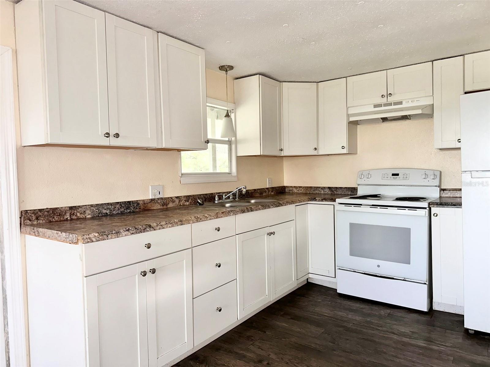 GLOUSER ZACK K PROP - Residential