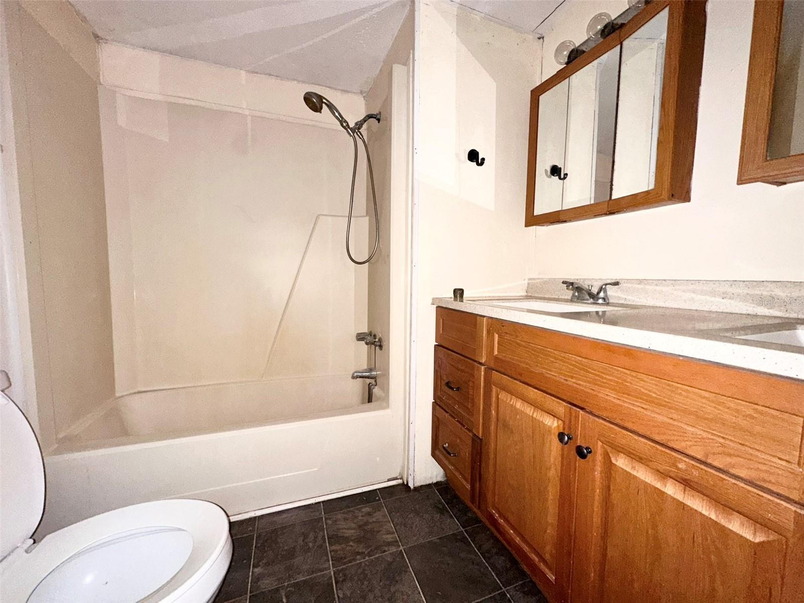 GLOUSER ZACK K PROP - Residential