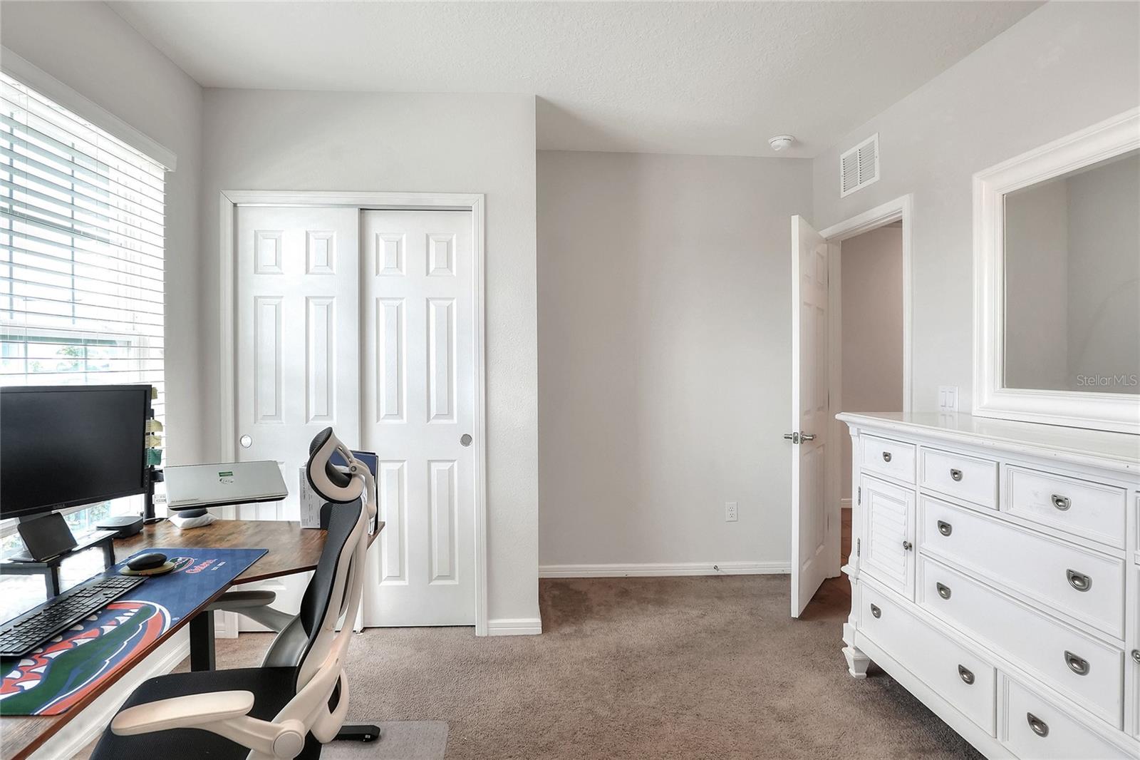 FOREST LAKE PH 1 - Residential Lease