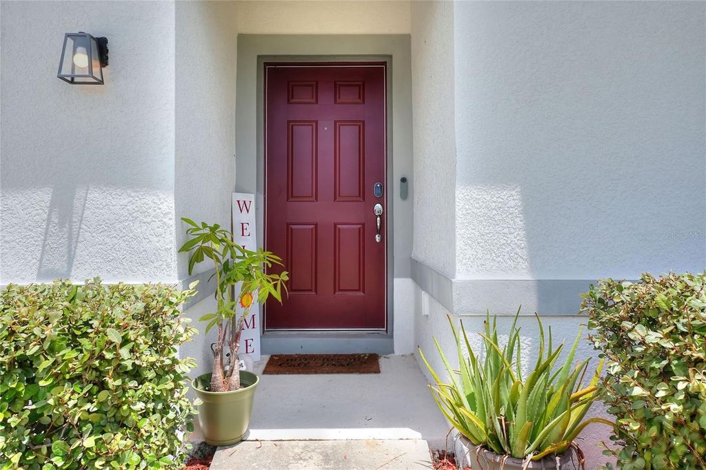 Photo of 1623 Aspen Avenue, Davenport, FL 33837 (MLS # L4956389)