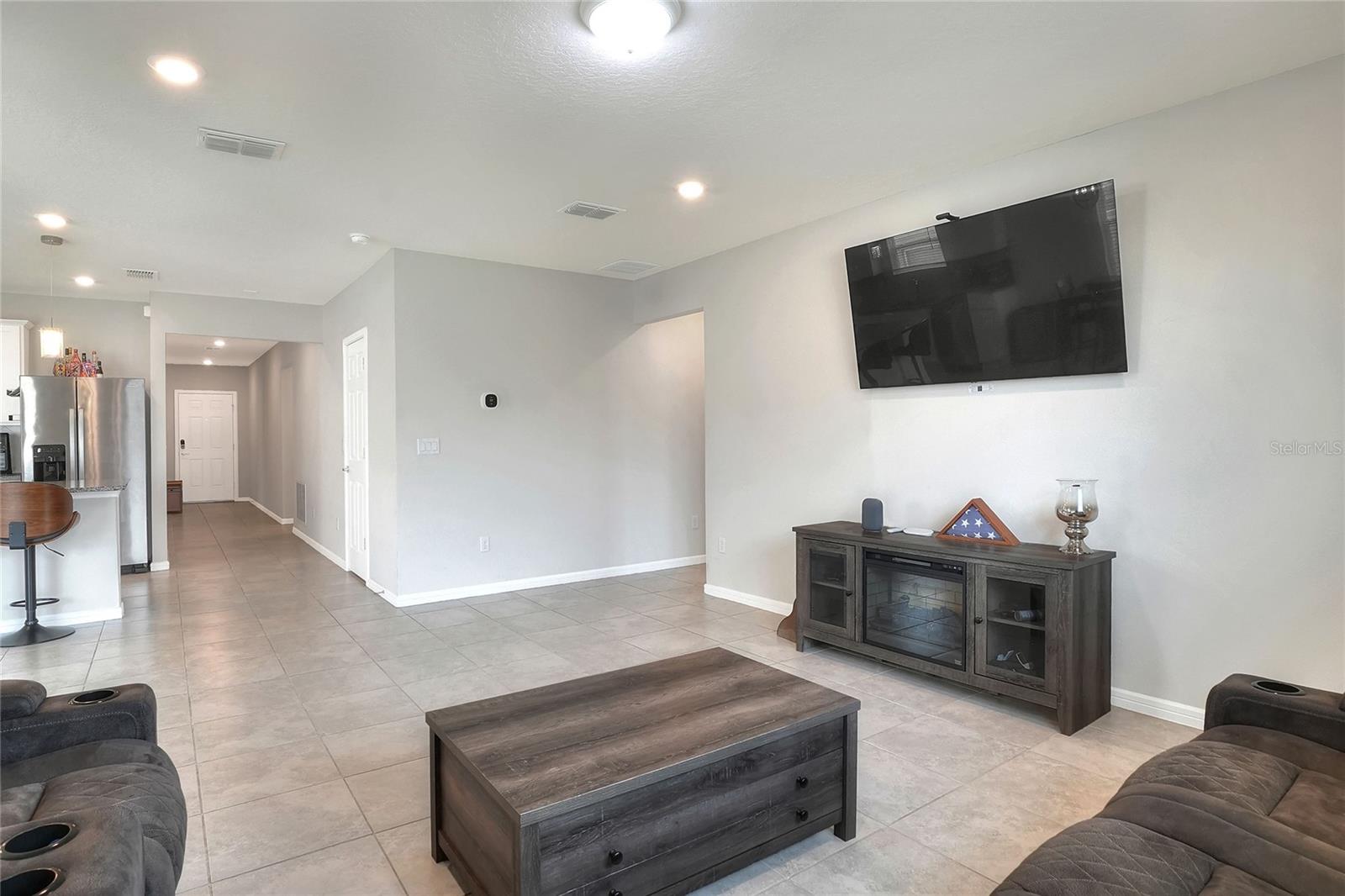 FOREST LAKE PH 1 - Residential Lease