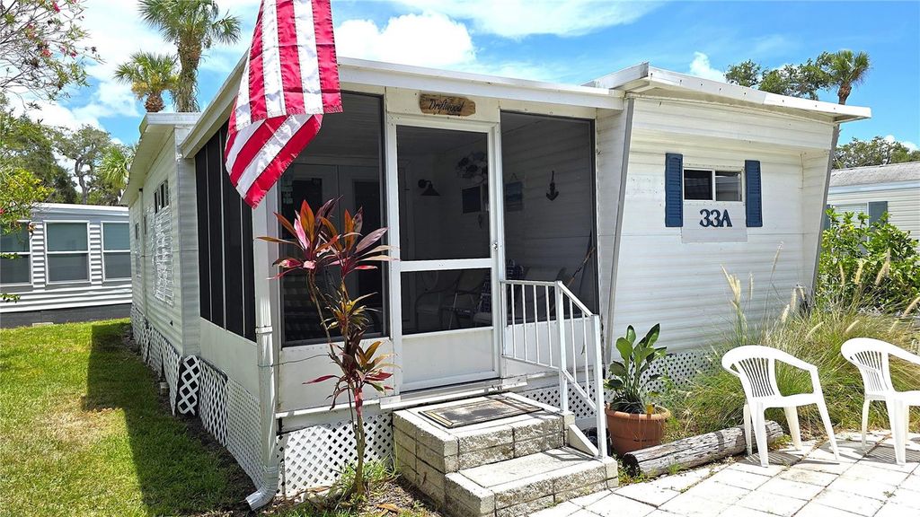 Photo of 15010 113th Avenue N #33A, Largo, FL 33774 (MLS # TB8413481)