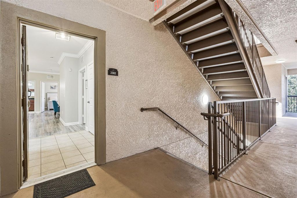 Photo of 1370 Tuscan Terrace #2302, Davenport, FL 33896 (MLS # S5141217)