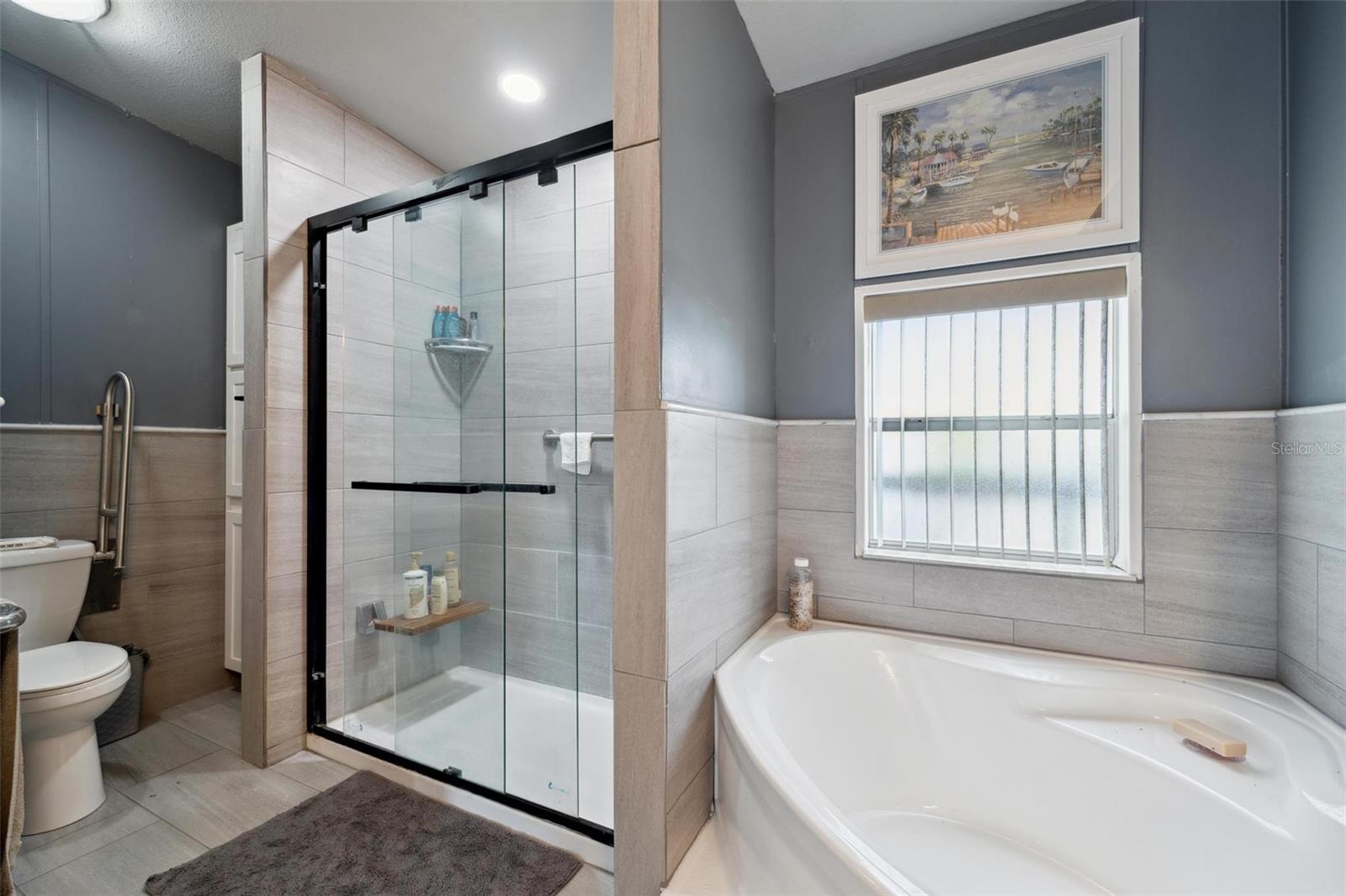 SIGNAL COVE - Residential