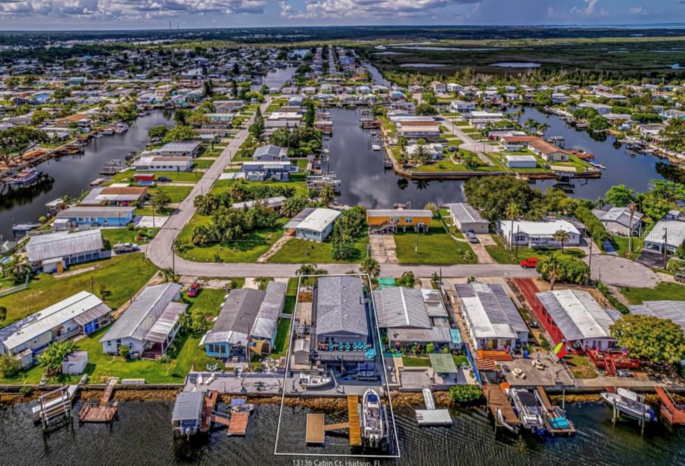 SIGNAL COVE - Residential