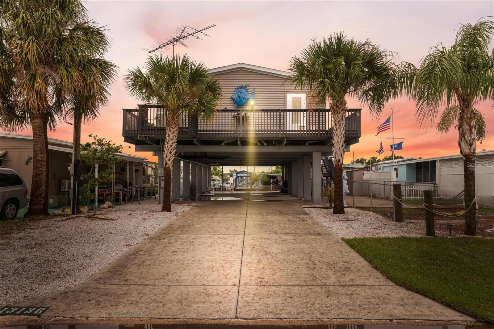 SIGNAL COVE - Residential