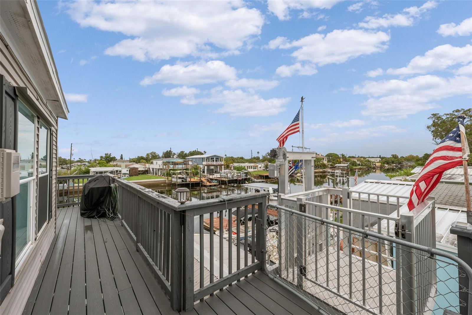 SIGNAL COVE - Residential