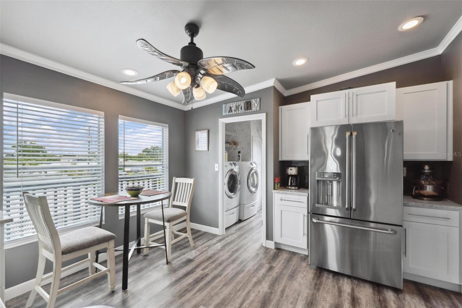 SIGNAL COVE - Residential