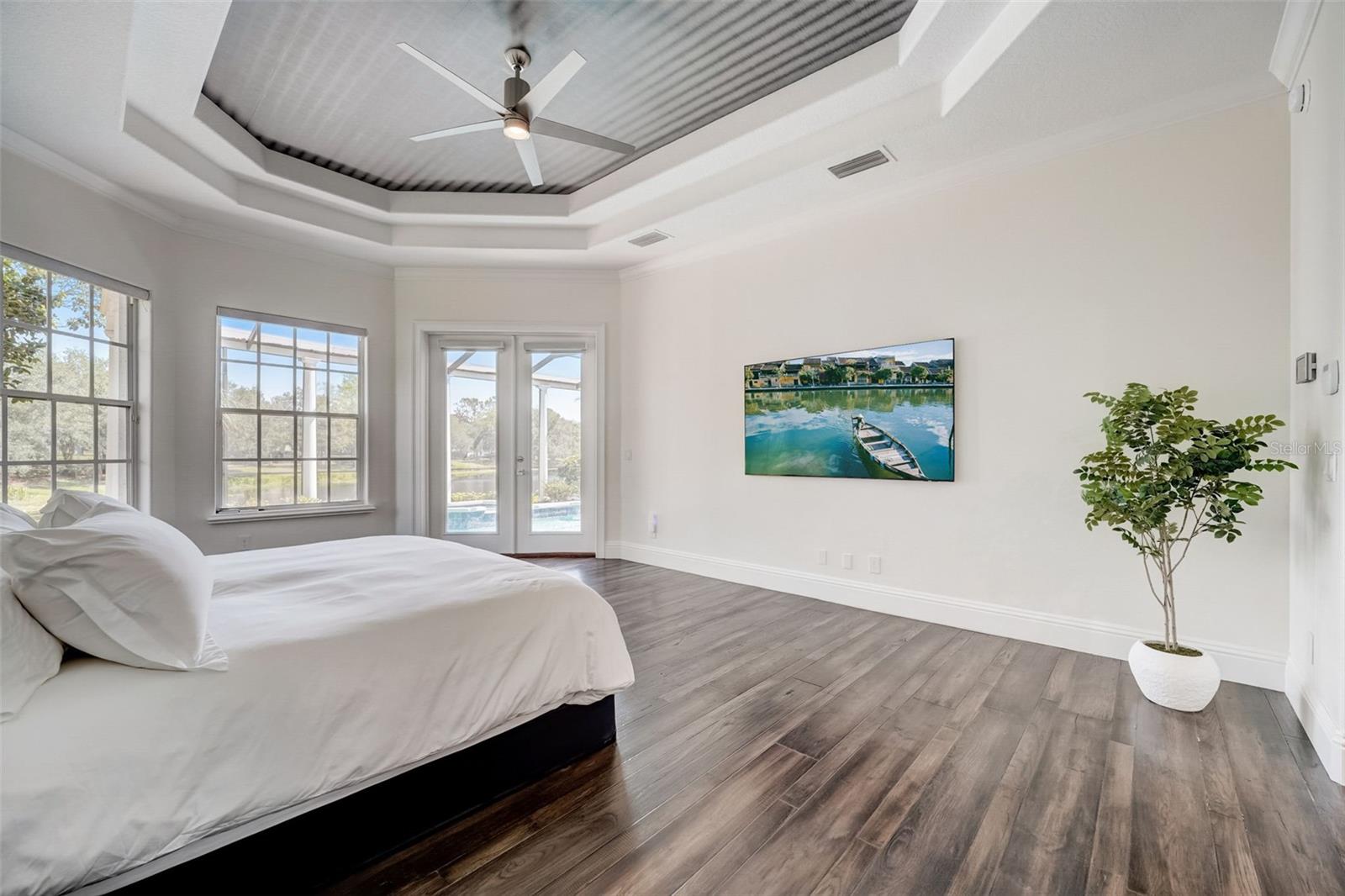 KEENES POINTE - Residential