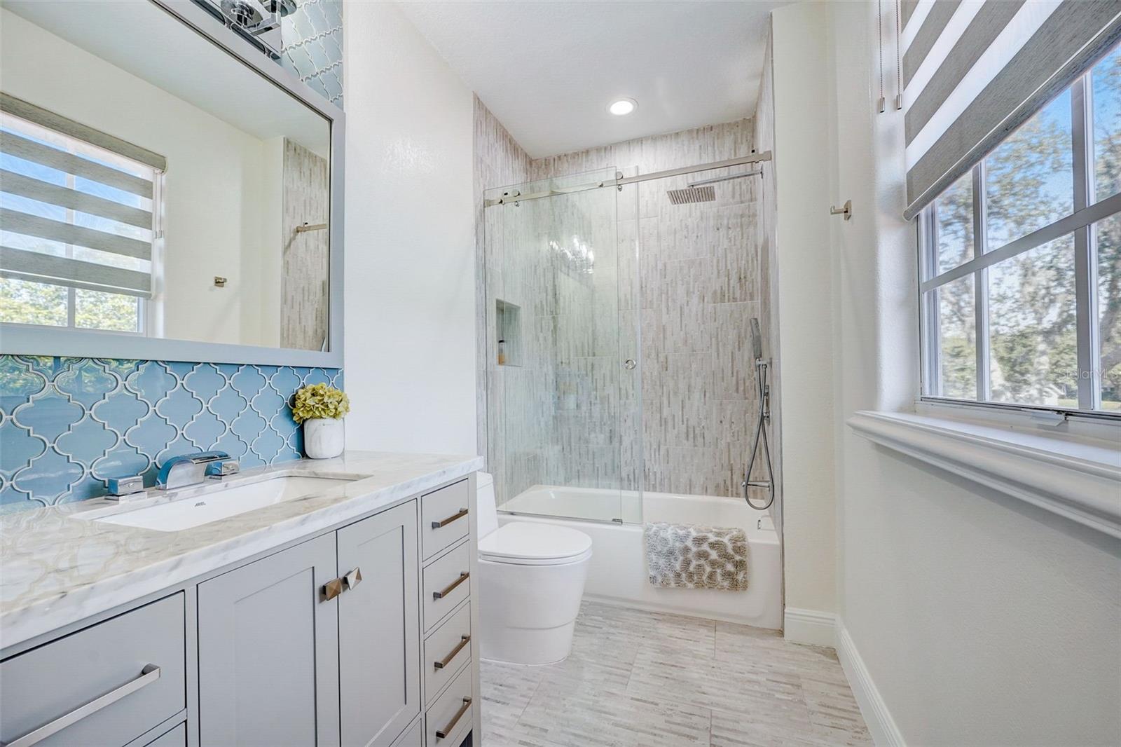 KEENES POINTE - Residential