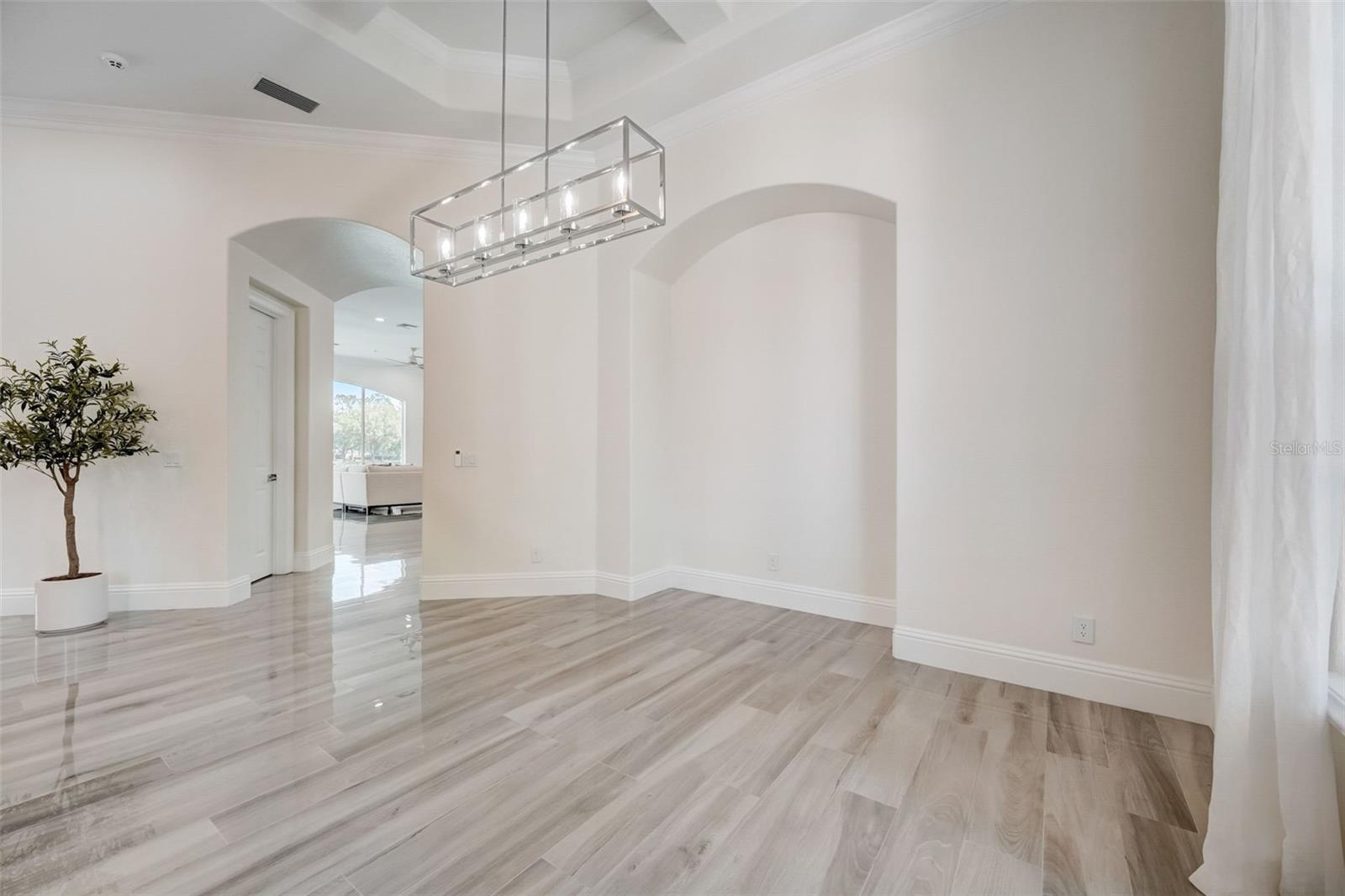 KEENES POINTE - Residential