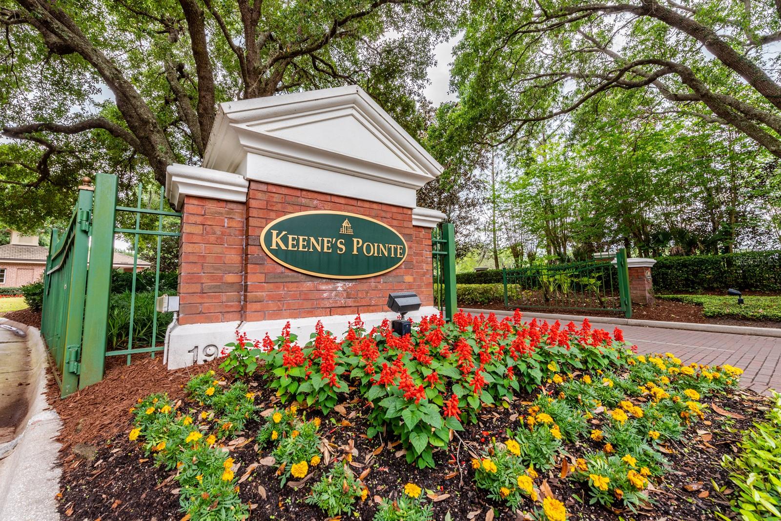 KEENES POINTE - Residential