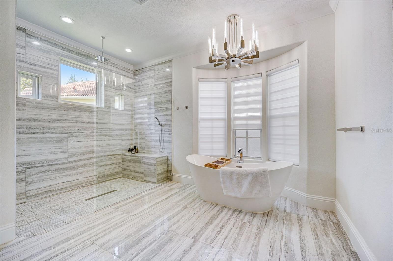 KEENES POINTE - Residential