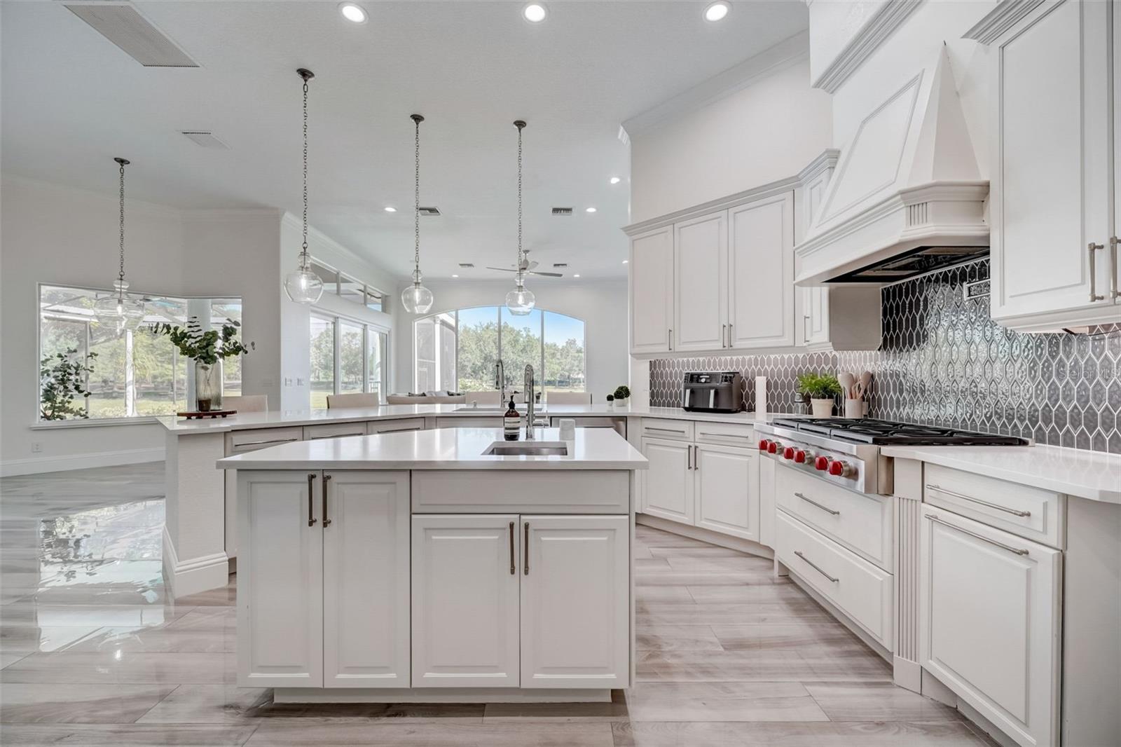 KEENES POINTE - Residential