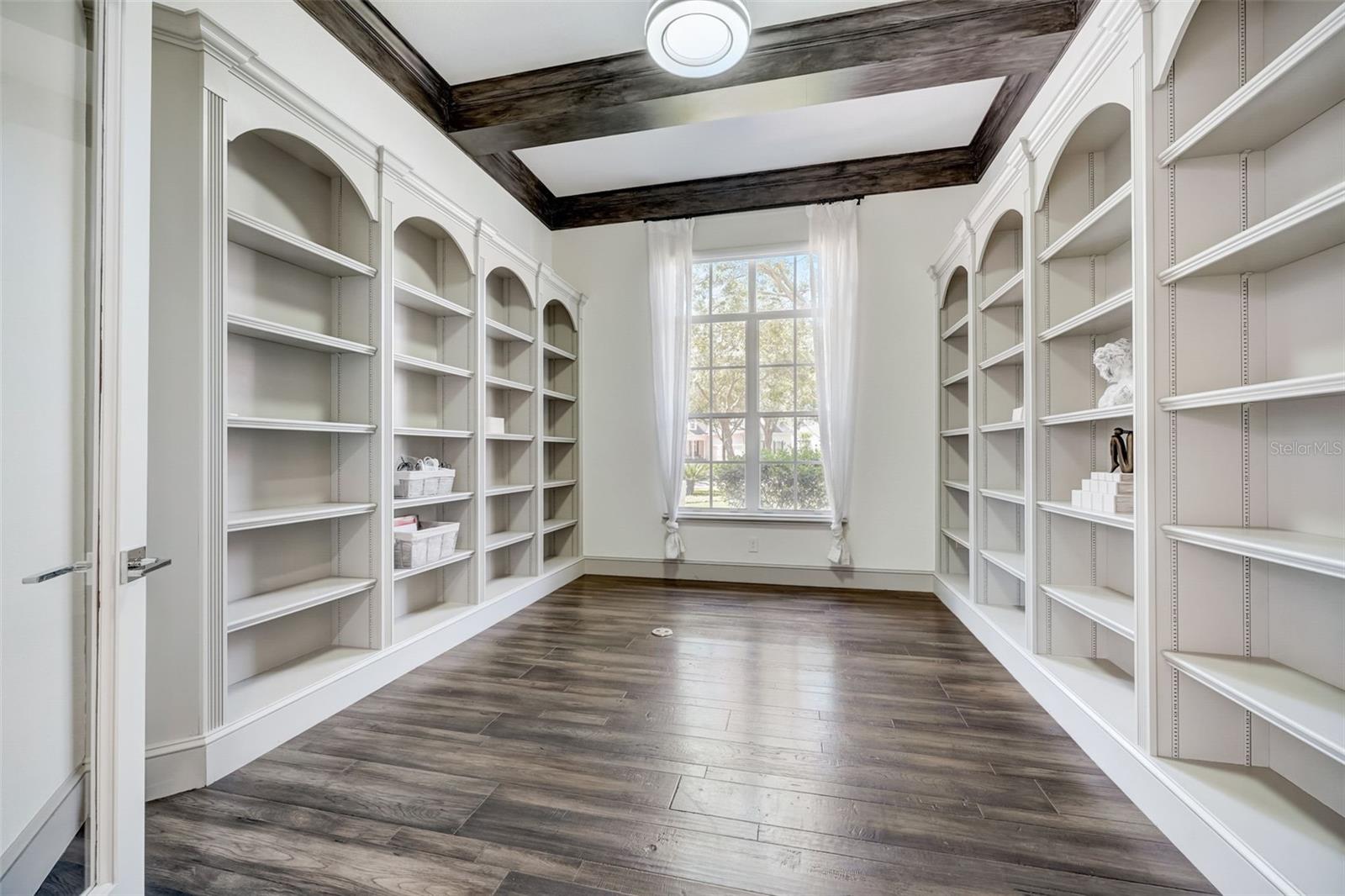 KEENES POINTE - Residential