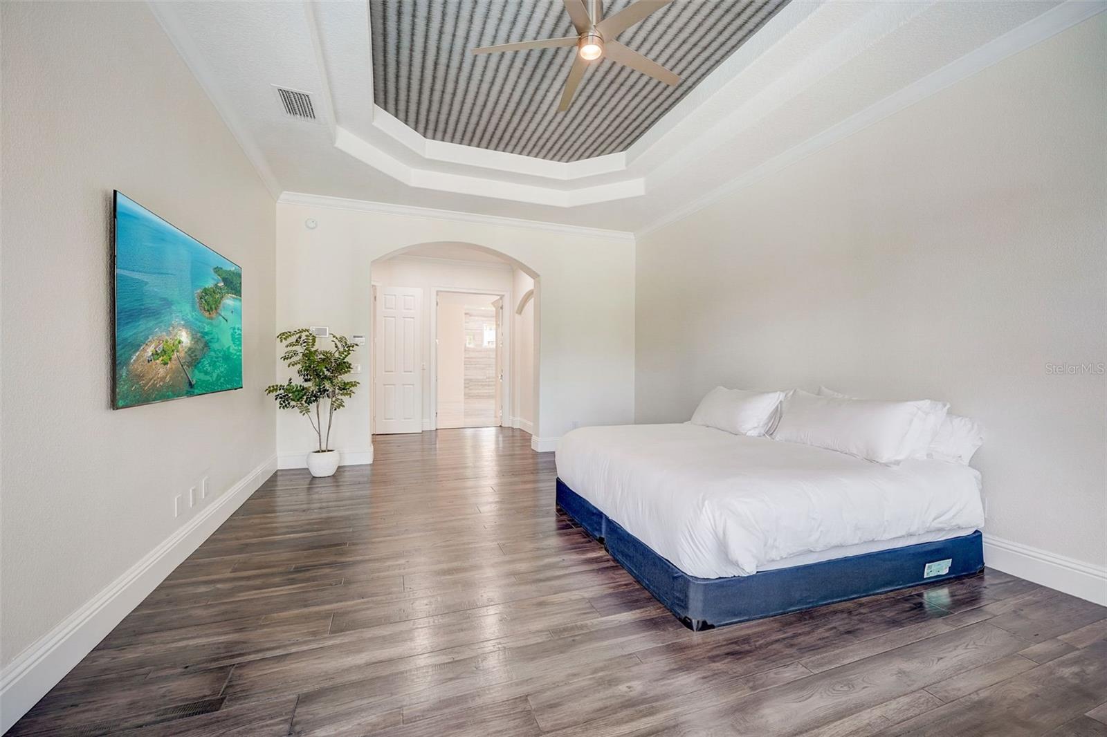 KEENES POINTE - Residential