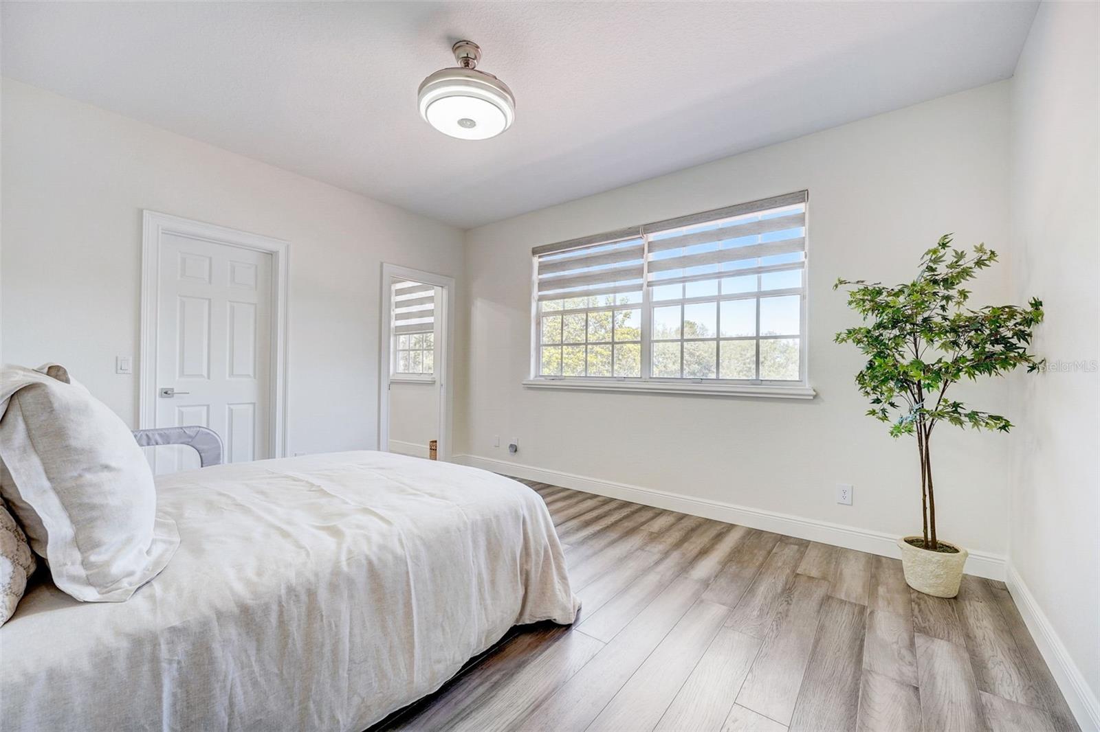 KEENES POINTE - Residential