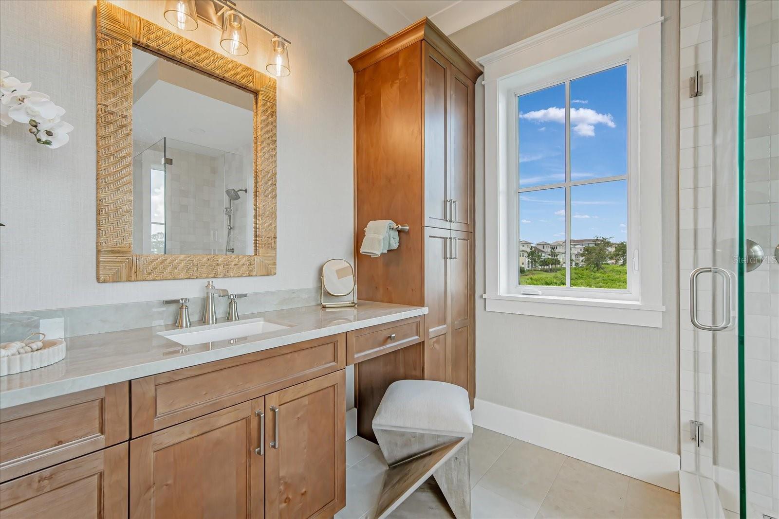 HARBOR SOUND - Residential